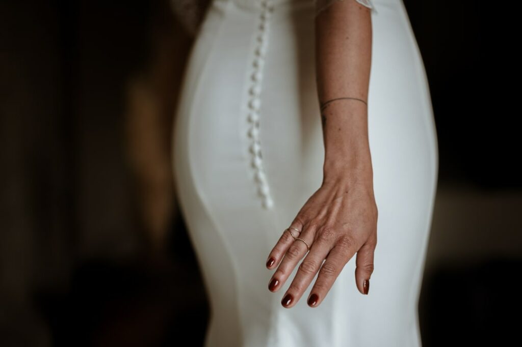 Détails tenue mariée