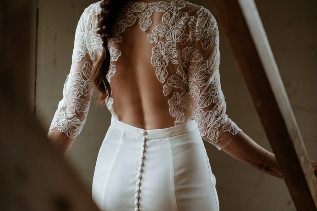 Détails tenue mariée