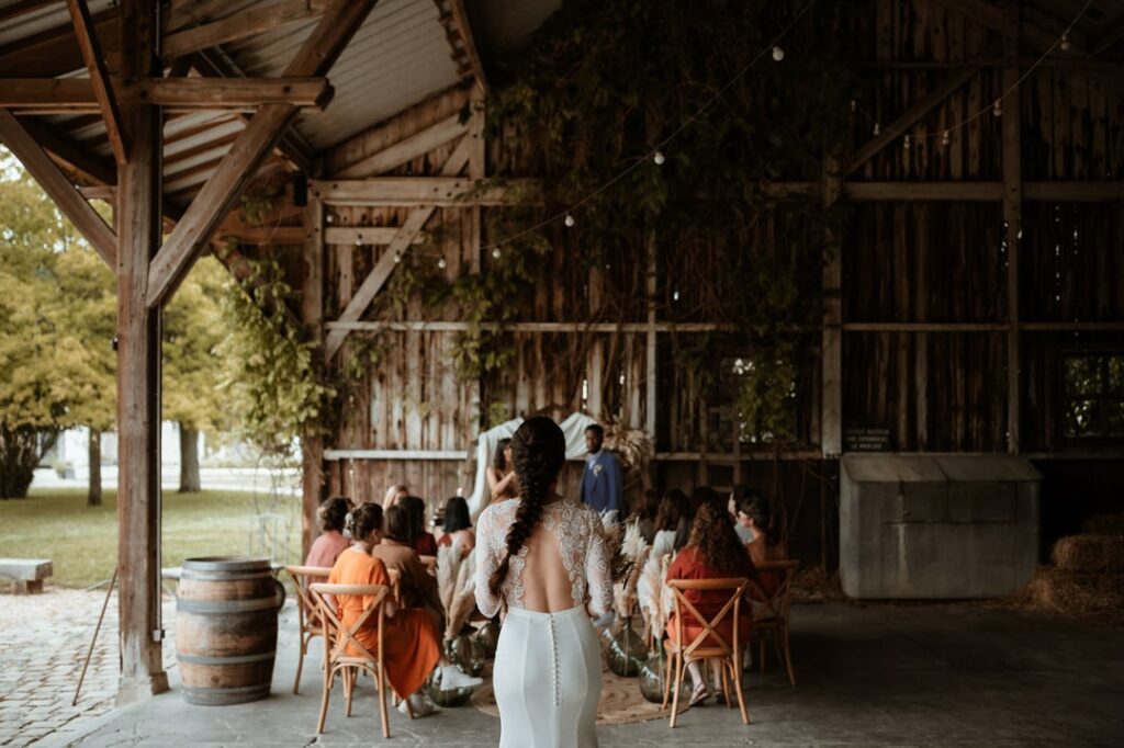 Entrée de la mariée à la cérémonie