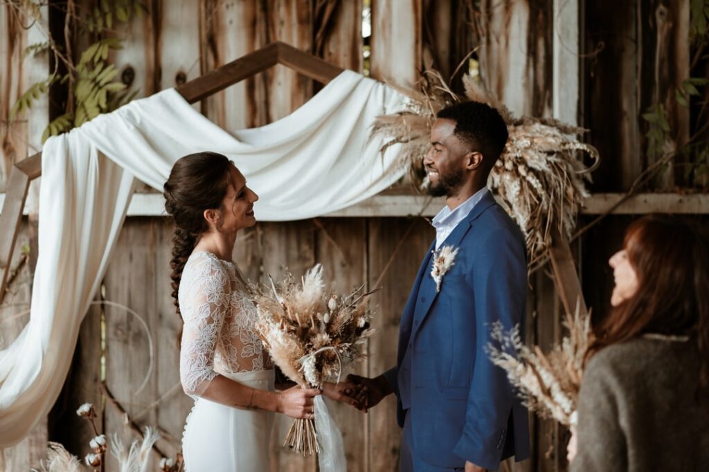Entrée de la mariée à la cérémonie