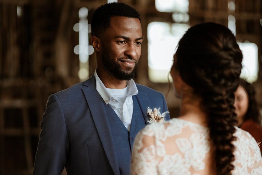 Portrait marié cérémonie