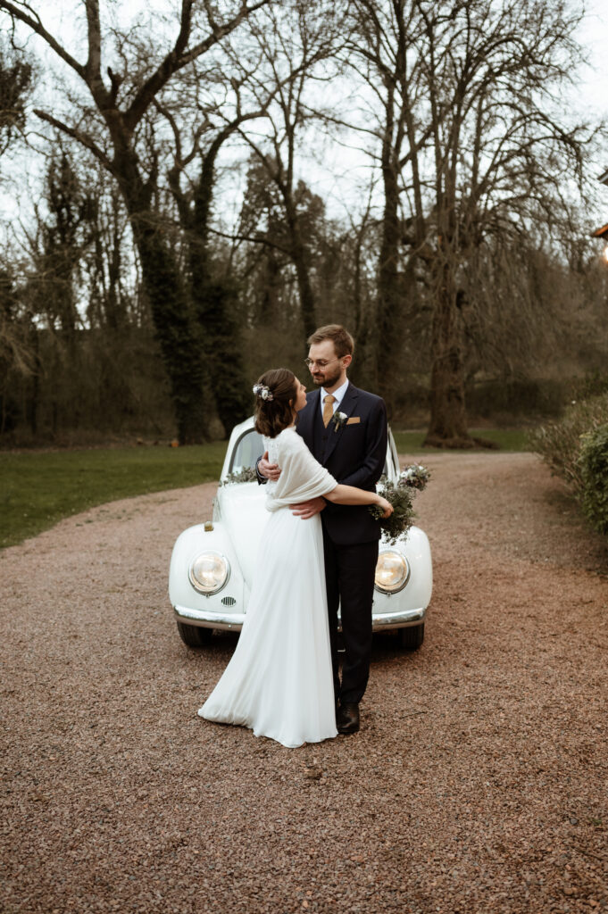 Photo couple cérémonie laïque