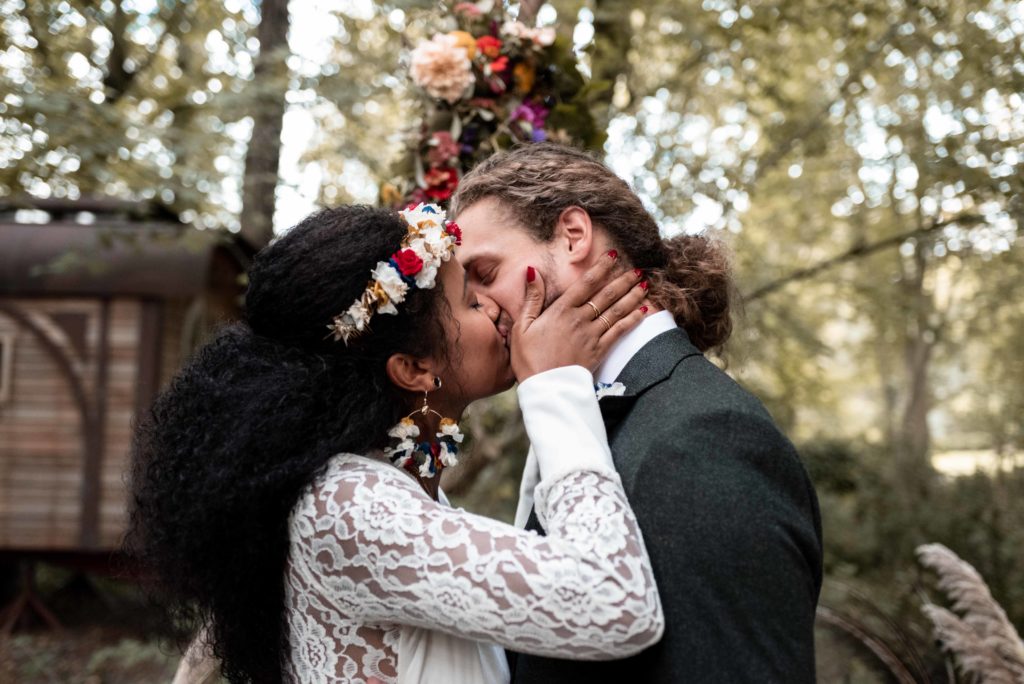 Couple mariage Cérémonie laïque